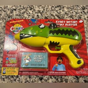 Ryan’s World  Slime Blaster NIP